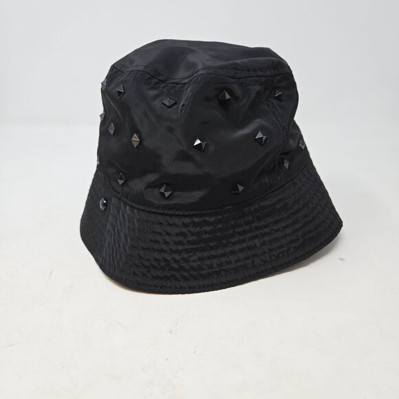 Madden NYC Black Studded Bucket Hat Punk Cyber Streetwear Goth Y2K - Picture 1 of 5